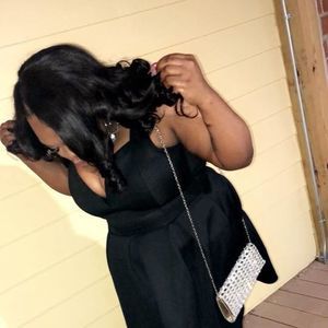 Meet your Posher, Shani danae